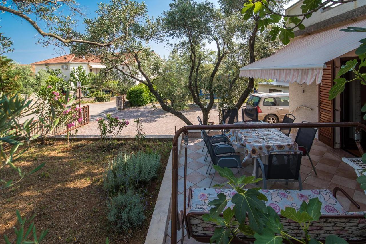 Belvedere Apartments Krk Town Exterior foto