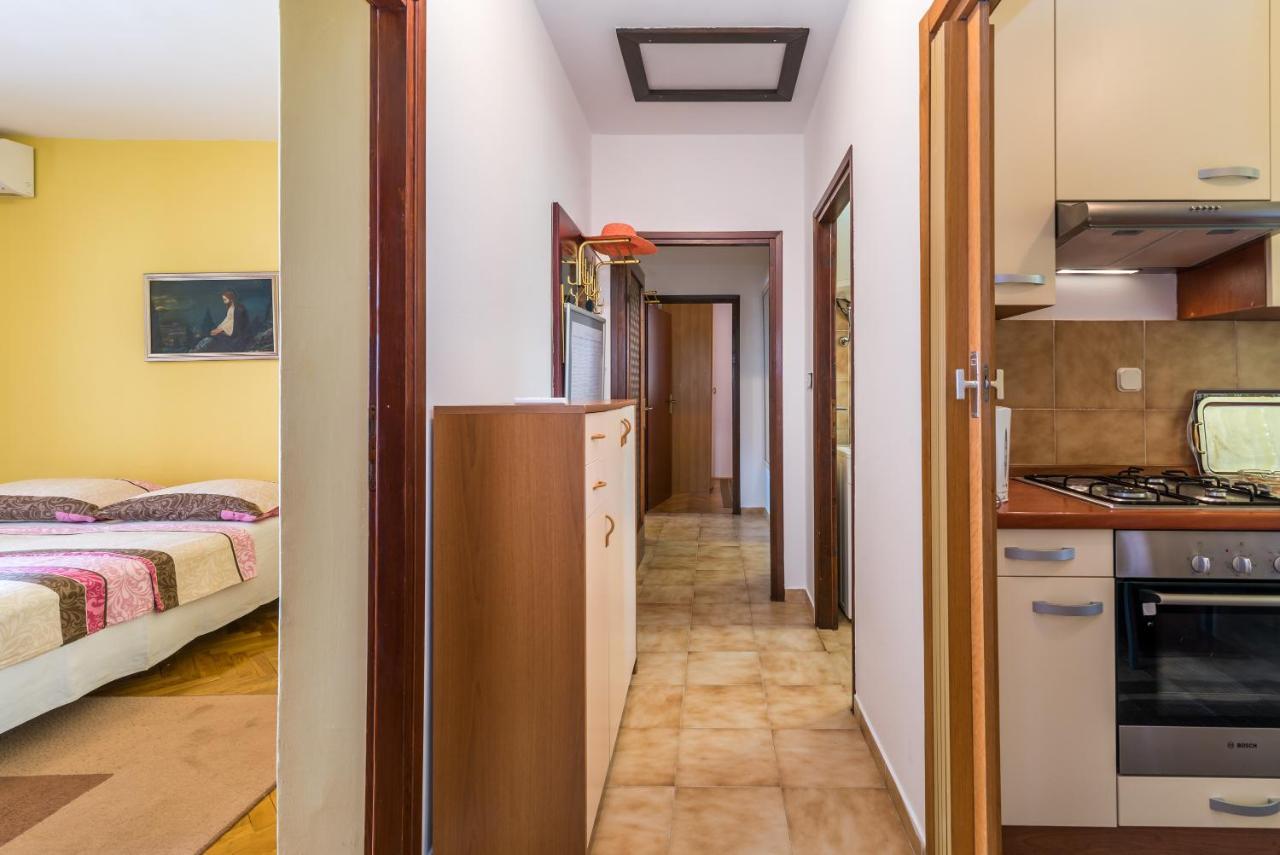Belvedere Apartments Krk Town Exterior foto